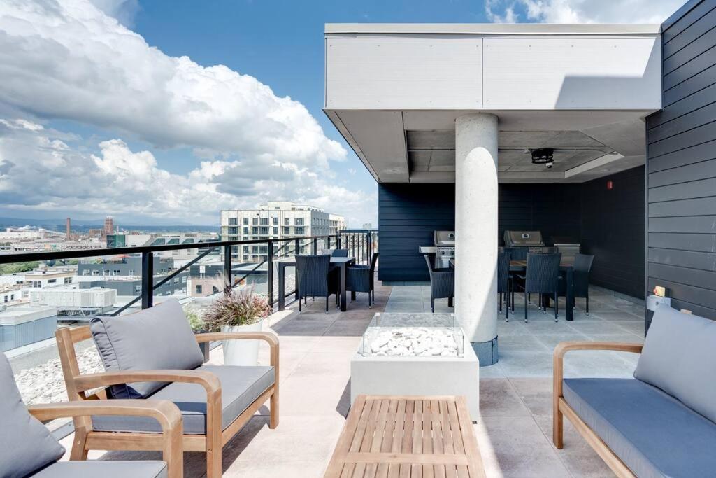 Initial / Reflexion / Centre-Ville De Quebec Apartment Ngoại thất bức ảnh